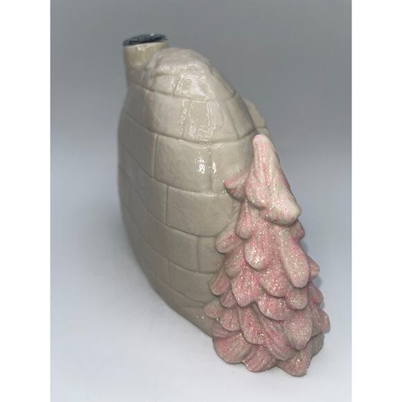 Vintage Ceramic Igloo Diorama Pastel Blue Reindeer With Wreath Pink Tree OOAK - Picture 9 of 16